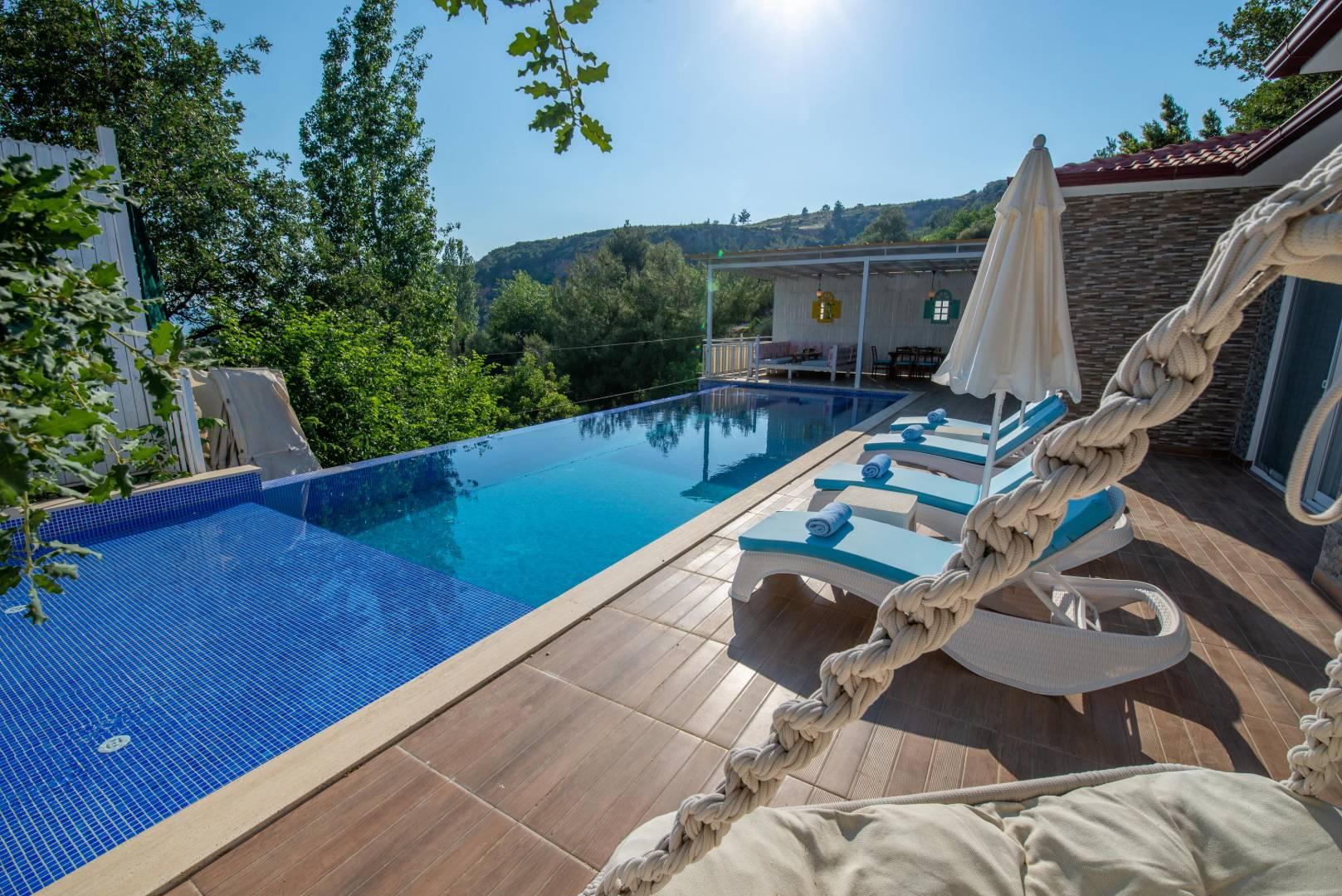 Kaş İslamlar'da Doğa Manzaralı, Özel Havuzlu, Tatil Villası-43863