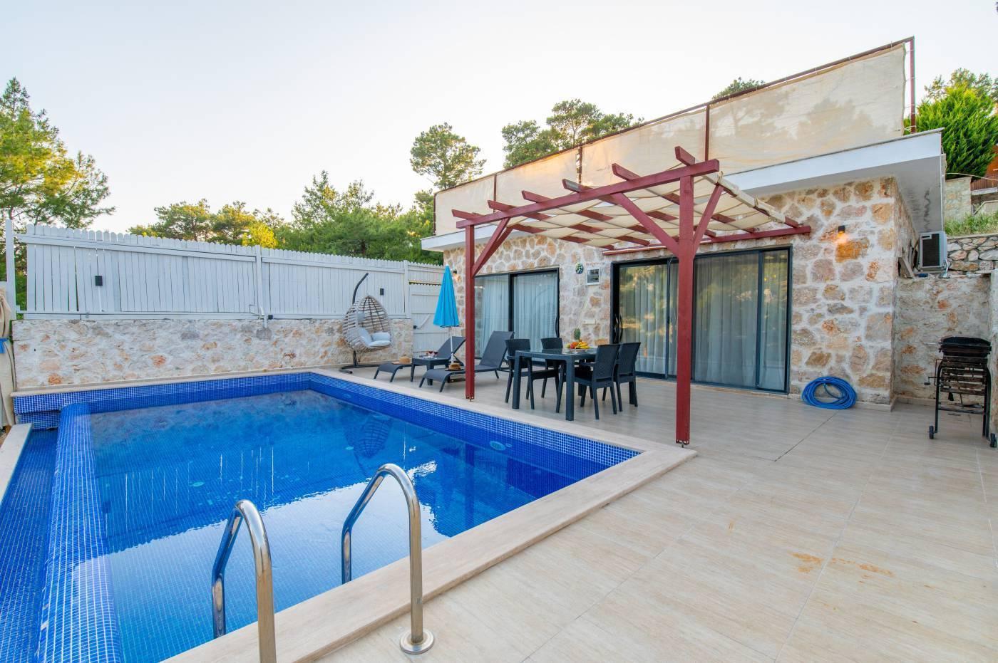 Kaş İslamlar'da Doğayla Baş Başa, Özel Havuzlu, 4 Kişilik Villa-41576