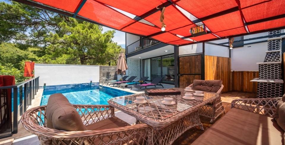 Kaş İslamlar'da Doğayla İç İçe, Özel Havuzlu, 2+1 Şık Villa
