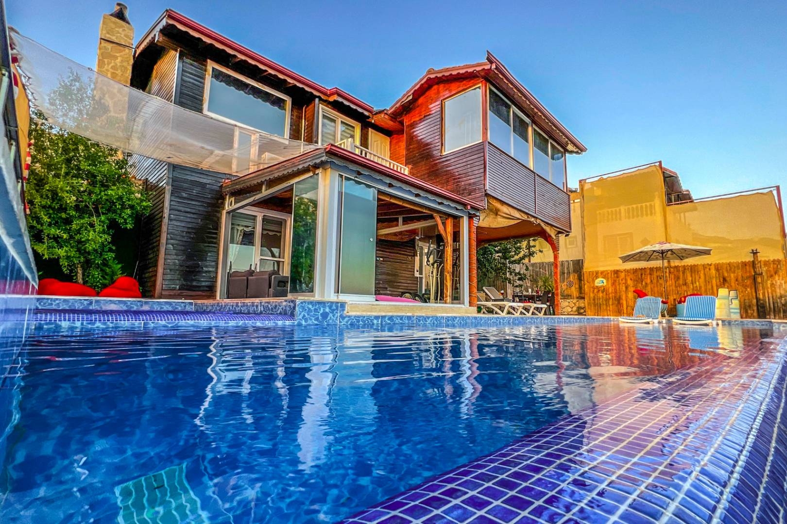 Kaş İslamlar'da Enfes Doğa Manzaralı, Özel Havuzlu, Konforlu Villa