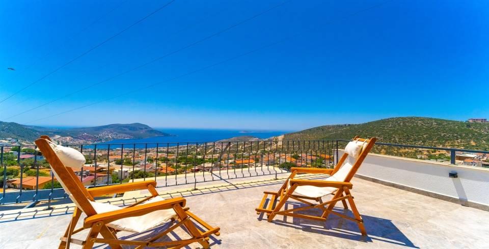 Kaş İslamlar'da Geniş Ailelere Uygun, Özel Havuzlu, Konforlu Villa-40440