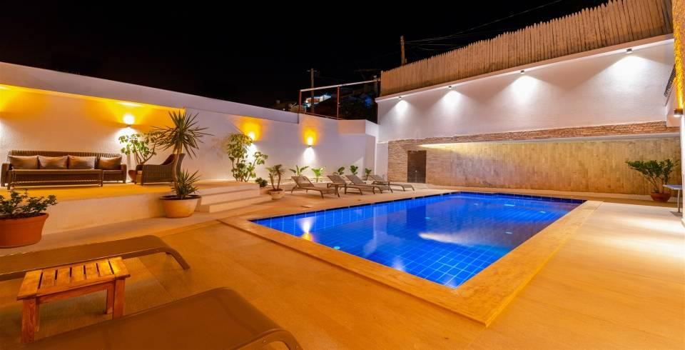 Kaş İslamlar'da Geniş Ailelere Uygun, Özel Havuzlu, Konforlu Villa-40440