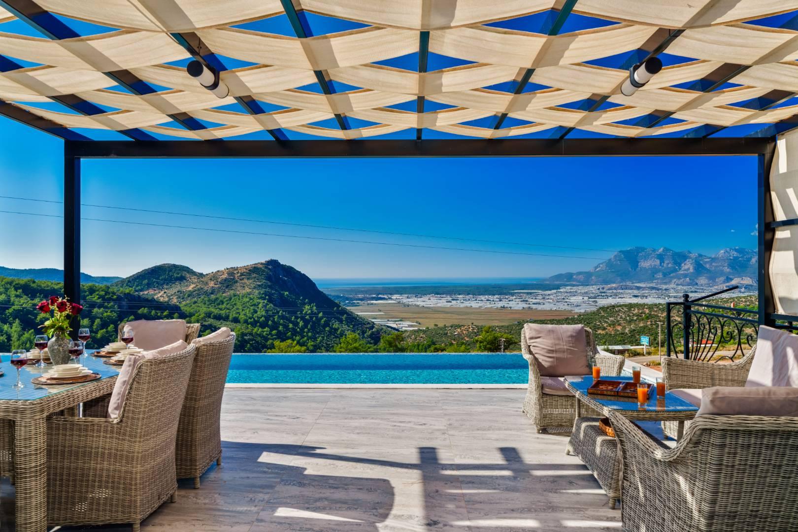 Kaş İslamlar'da Geniş Ailelere Uygun, Özel Havuzlu, Lüks Villa-43937