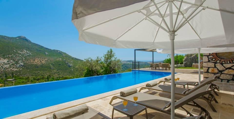 Kaş İslamlar'da Geniş Bahçeli, Özel Havuzlu, Jakuzili, Modern Villa-40410