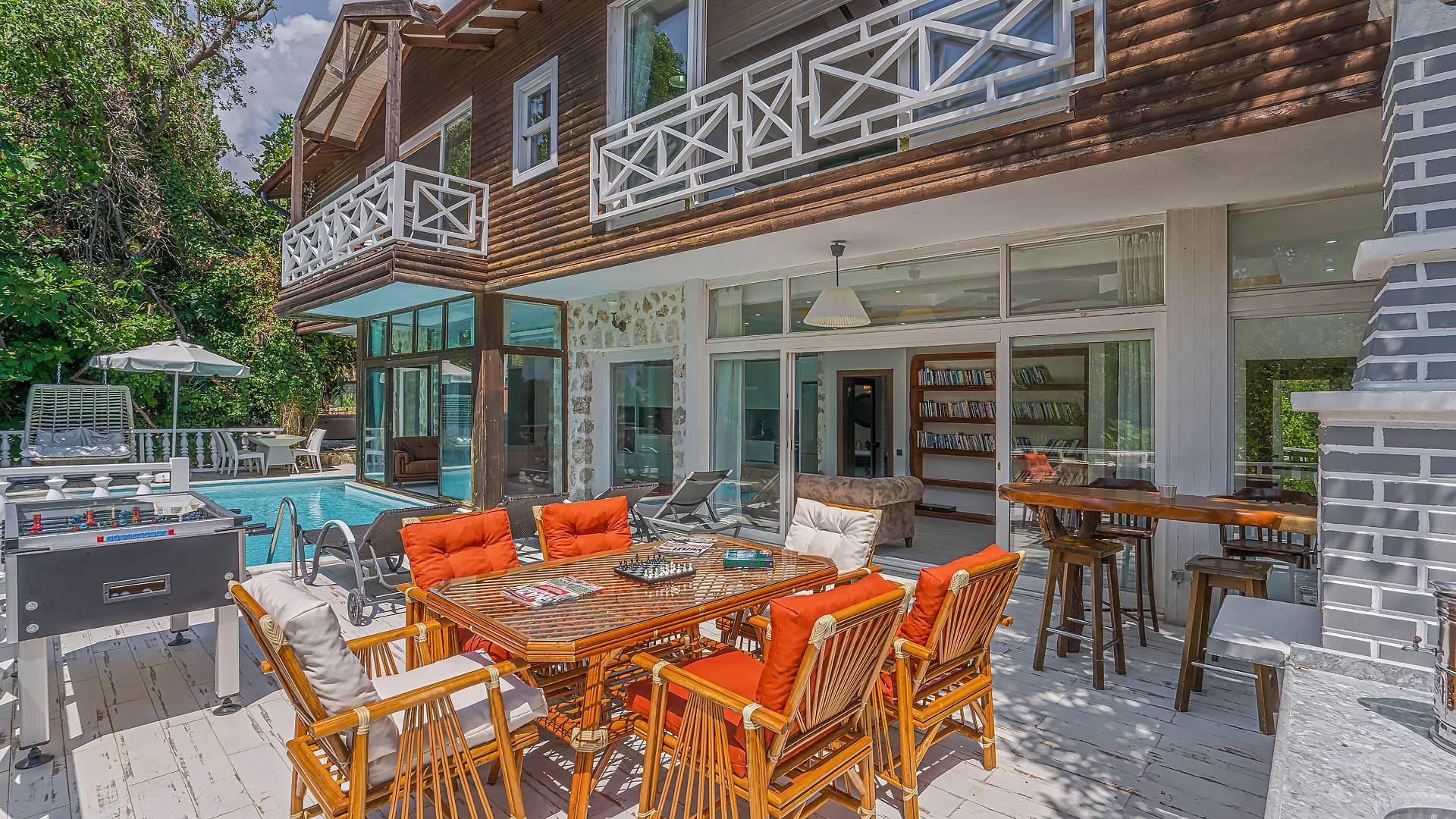 Kaş İslamlar'da Gözlerden Uzak Konumda, Özel Havuzlu, Otantik Villa-43378