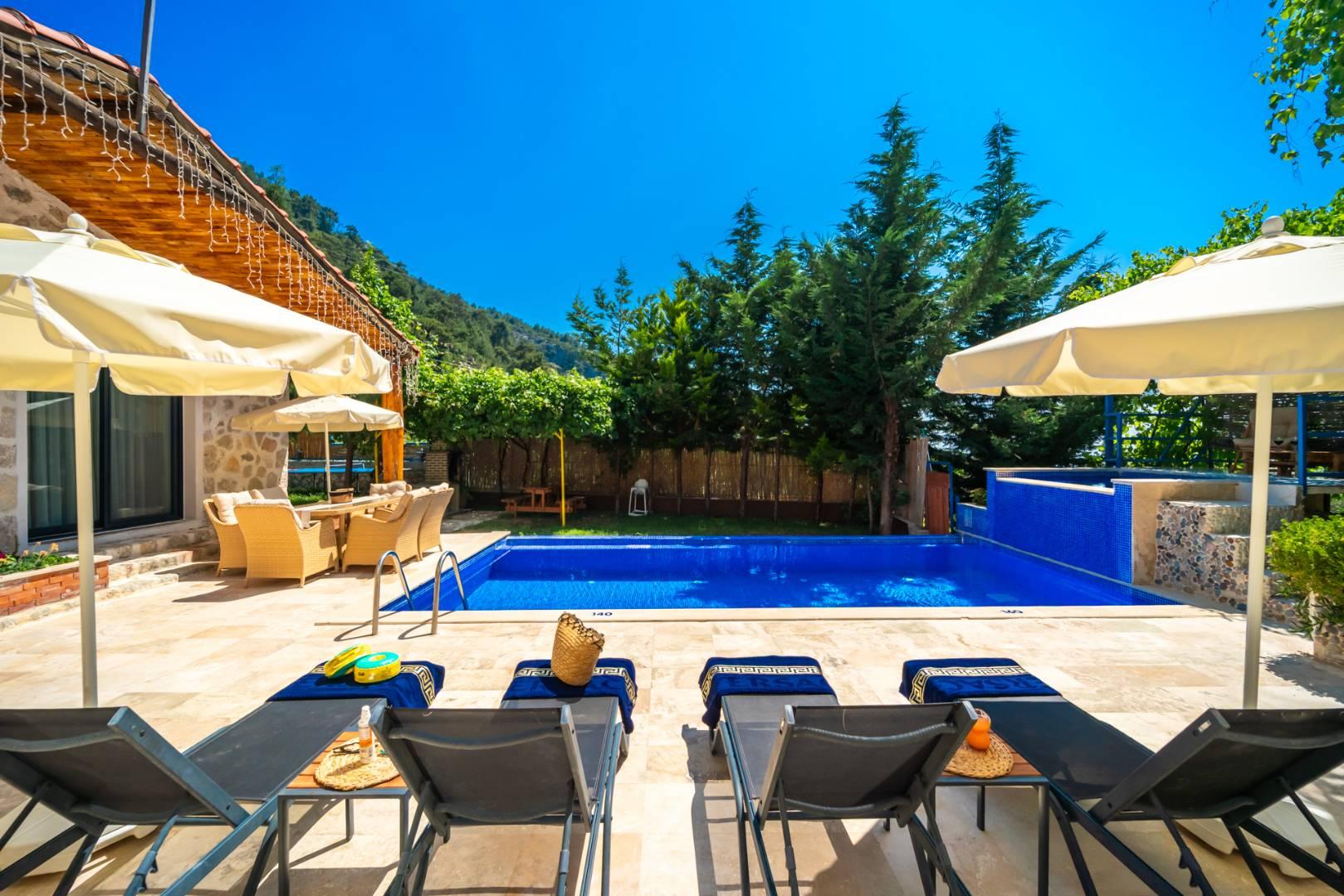 Kaş İslamlar'da Muhteşem Doğada, Özel Havuzlu, Bahçeli Villa-43711