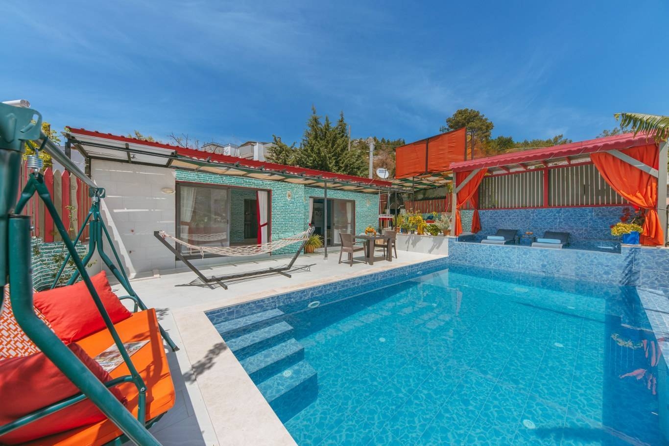 Kaş İslamlar'da Muhteşem Doğada, Özel Havuzlu, Balayı Villası