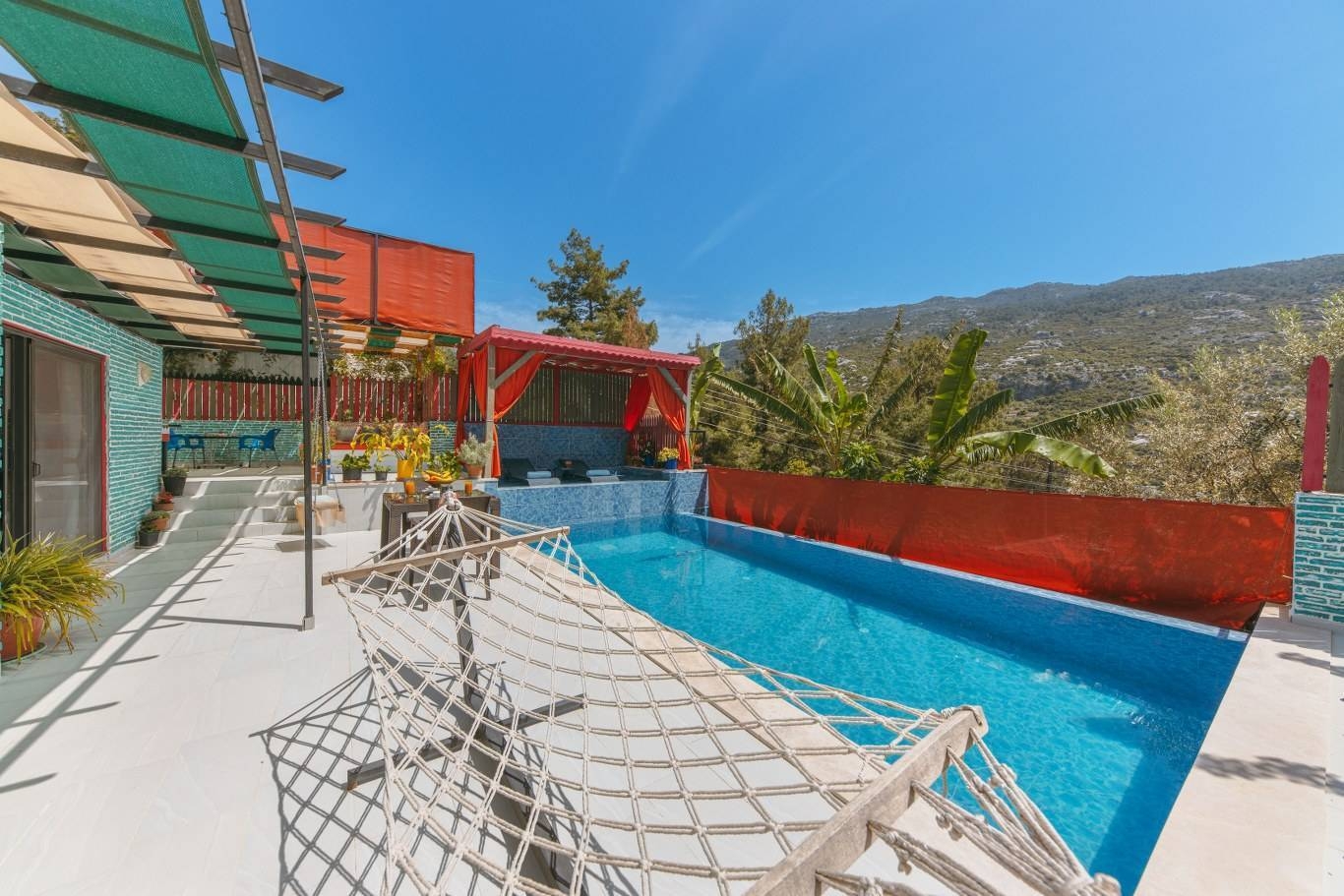 Kaş İslamlar'da Muhteşem Doğada, Özel Havuzlu, Balayı Villası