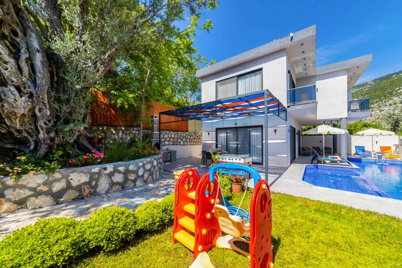 Kaş İslamlar'da Muhteşem Doğada, Özel Havuzlu, Jakuzili Villa-43830