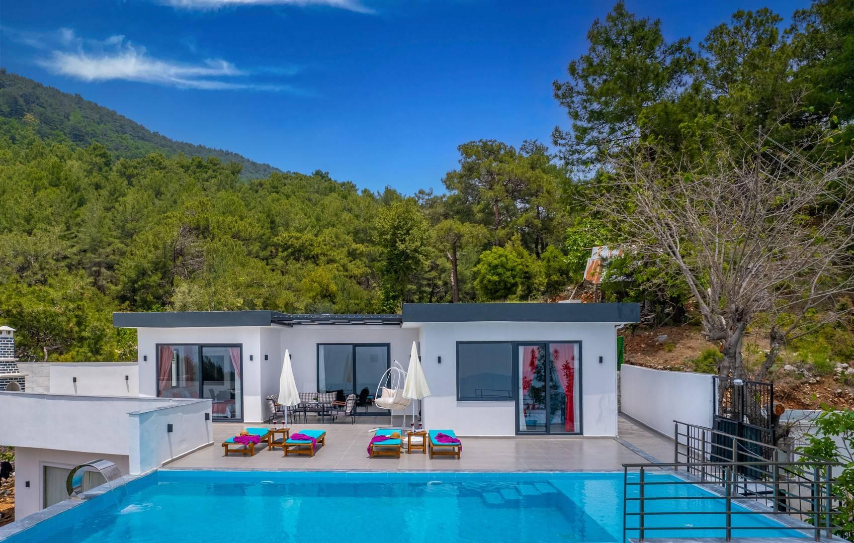 Kaş İslamlar'da Muhteşem Manzaralı, Özel Havuzlu, Balayı Villası-42159