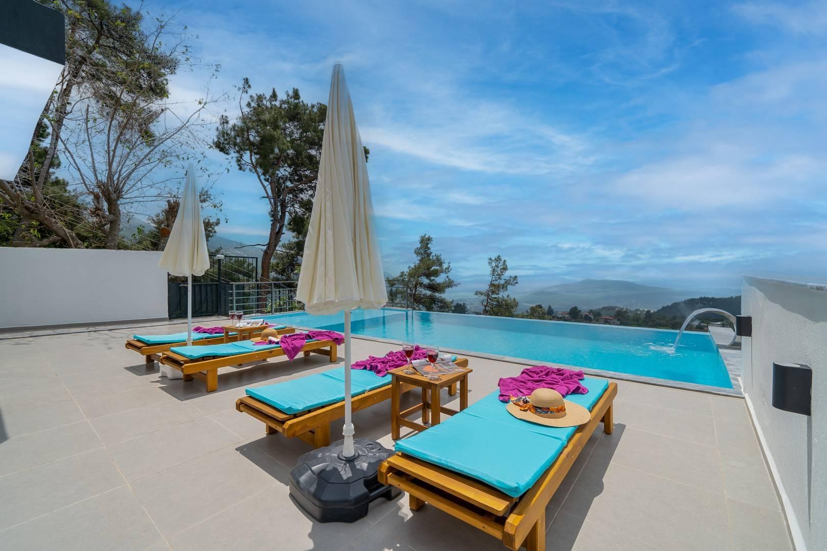 Kaş İslamlar'da Muhteşem Manzaralı, Özel Havuzlu, Balayı Villası-42159