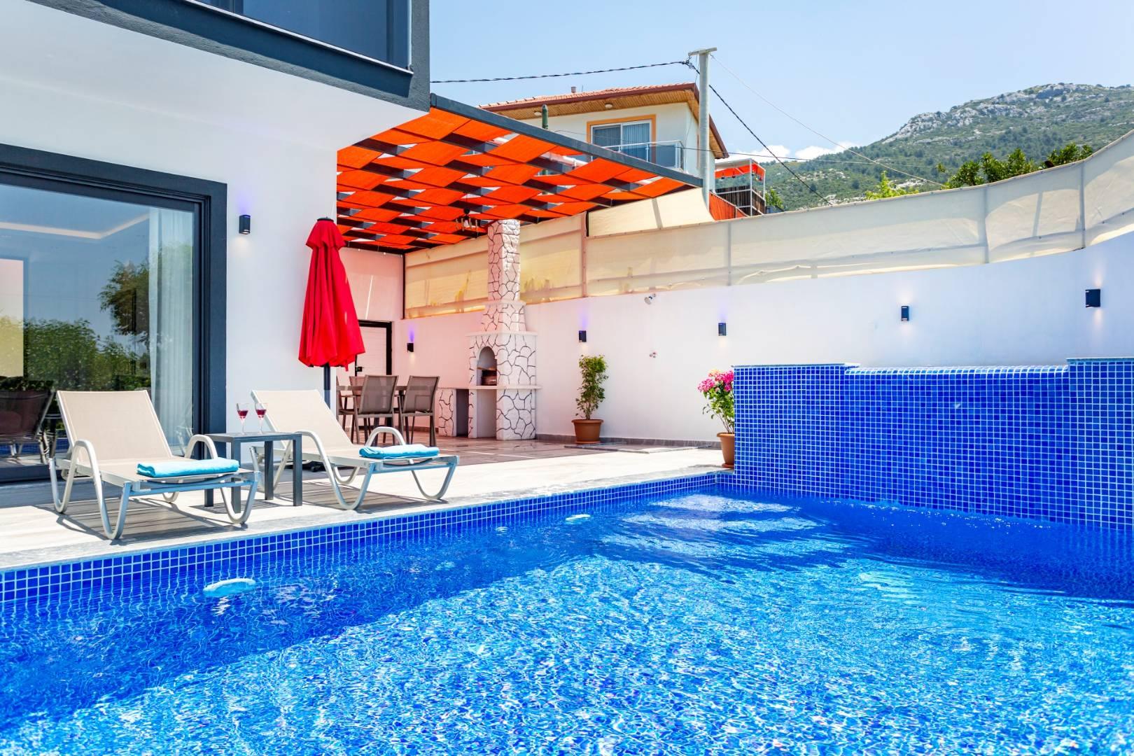 Kaş İslamlar'da Sakin Konumda, Özel Havuzlu, Jakuzili, Balayı Villası-41200