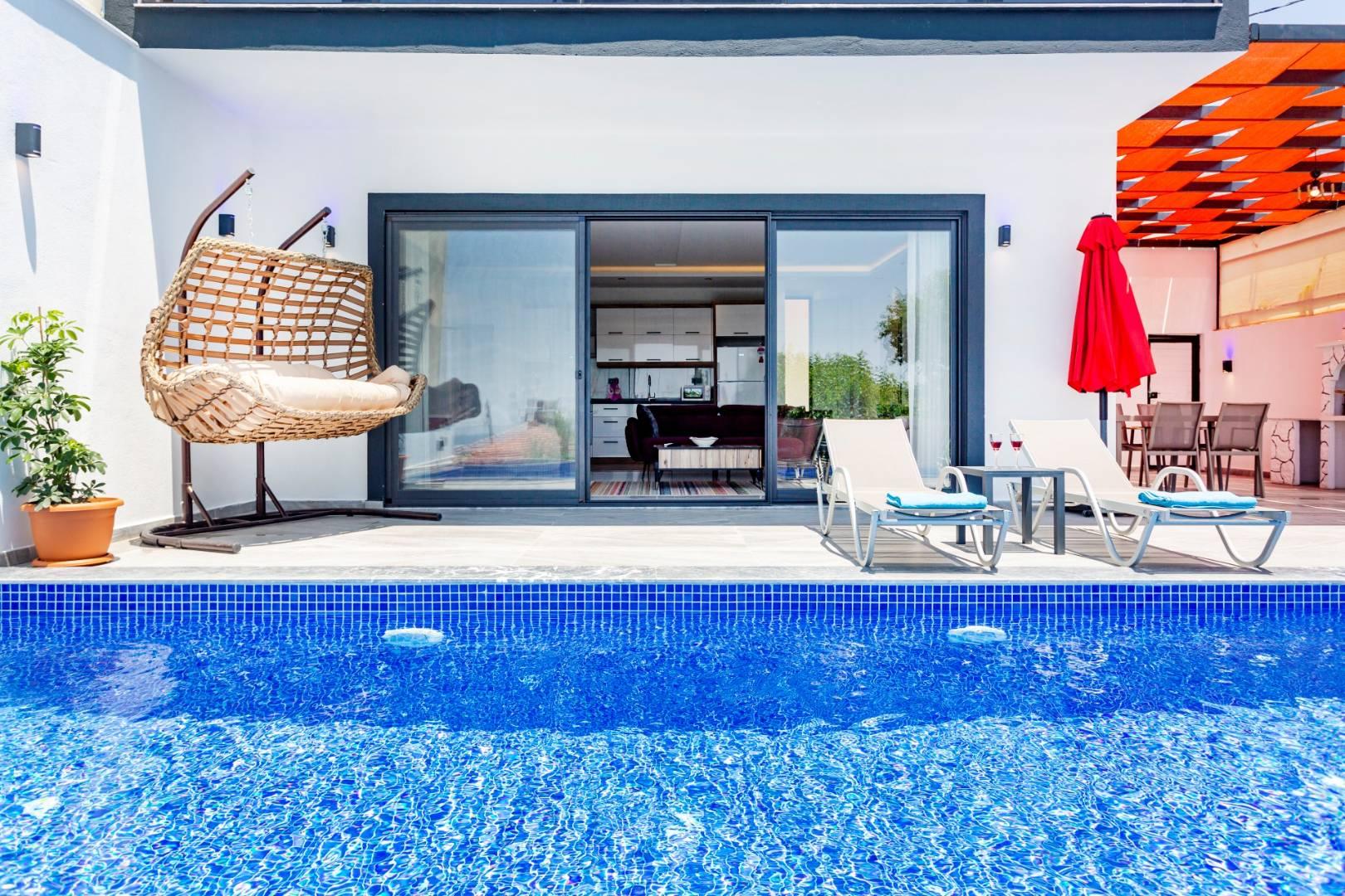 Kaş İslamlar'da Sakin Konumda, Özel Havuzlu, Jakuzili, Balayı Villası-41200