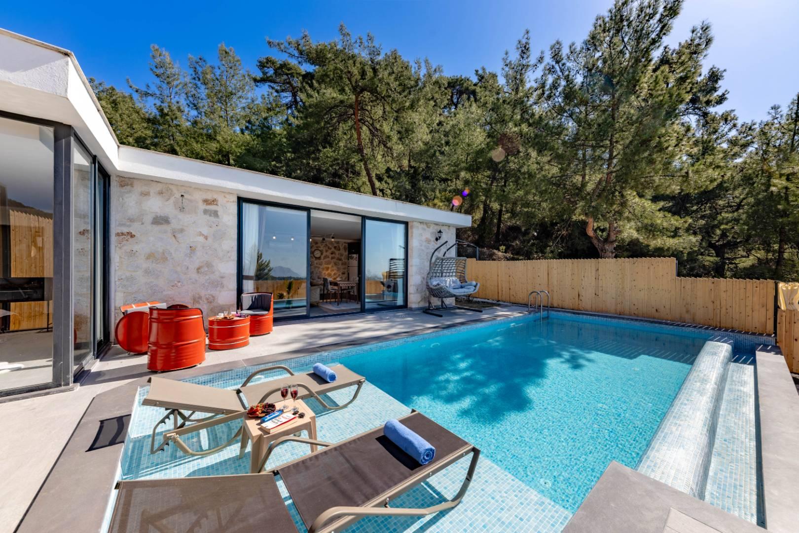 Kaş İslamlar'da Taş Mimarili, Özel Havuzlu, Jakuzili Villa-40193