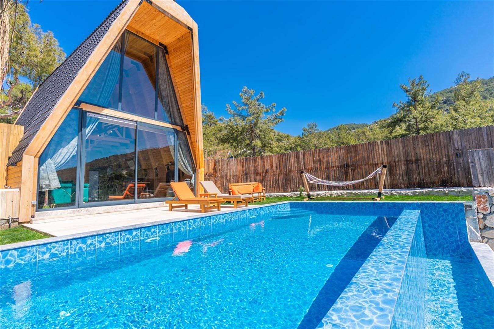 Kaş İslamlar'da Yeşillikler İçerisinde, Özel Havuzlu, Balayı Villası-41729