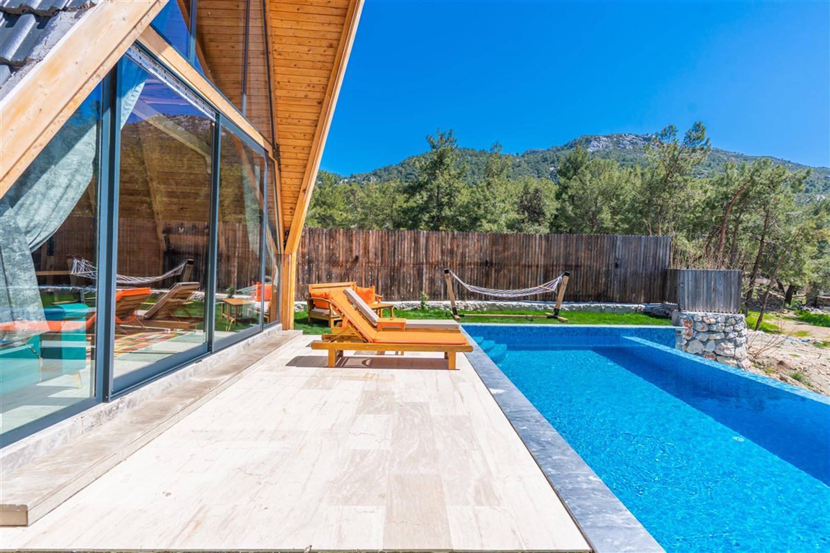 Kaş İslamlar'da Yeşillikler İçerisinde, Özel Havuzlu, Balayı Villası-41729