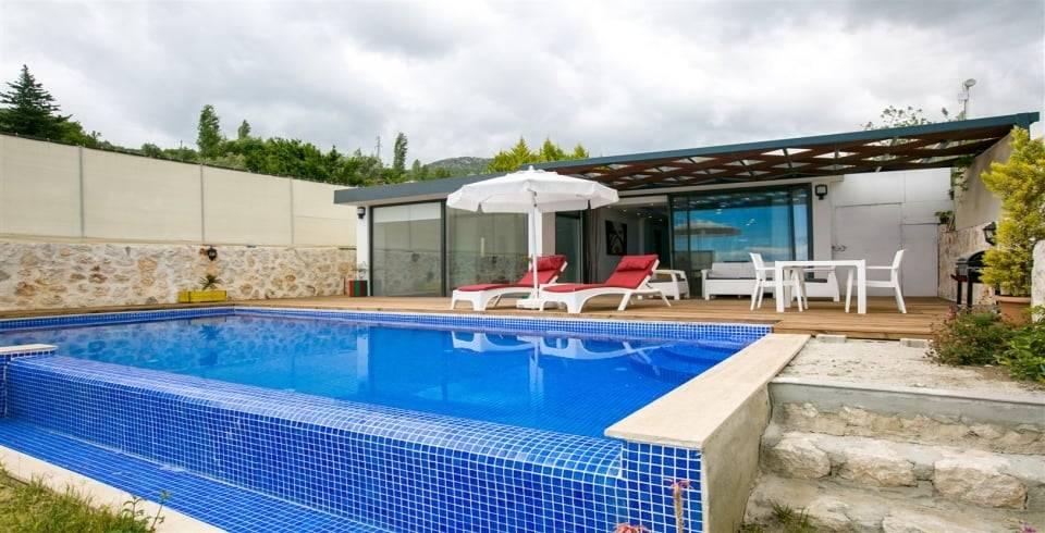 Kaş İslamlar'da Yeşillikler İle Dolu Doğada, Özel Havuzlu, Şık Villa-41645