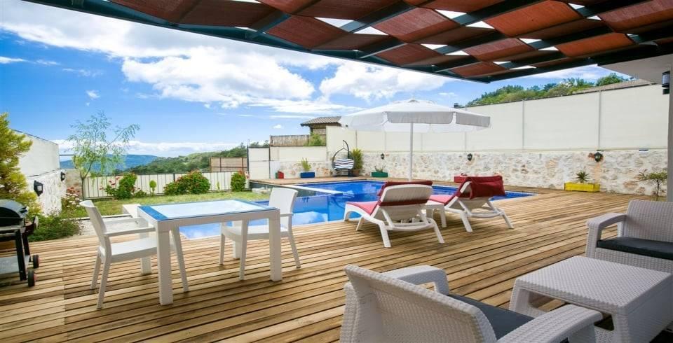 Kaş İslamlar'da Yeşillikler İle Dolu Doğada, Özel Havuzlu, Şık Villa-41645