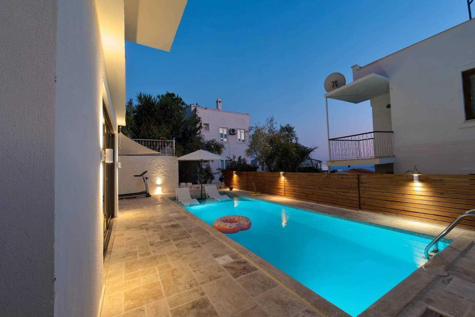 Kaş Kalkan'da Çekirdek Ailelere Uygun, Özel Havuzlu, Konforlu Villa