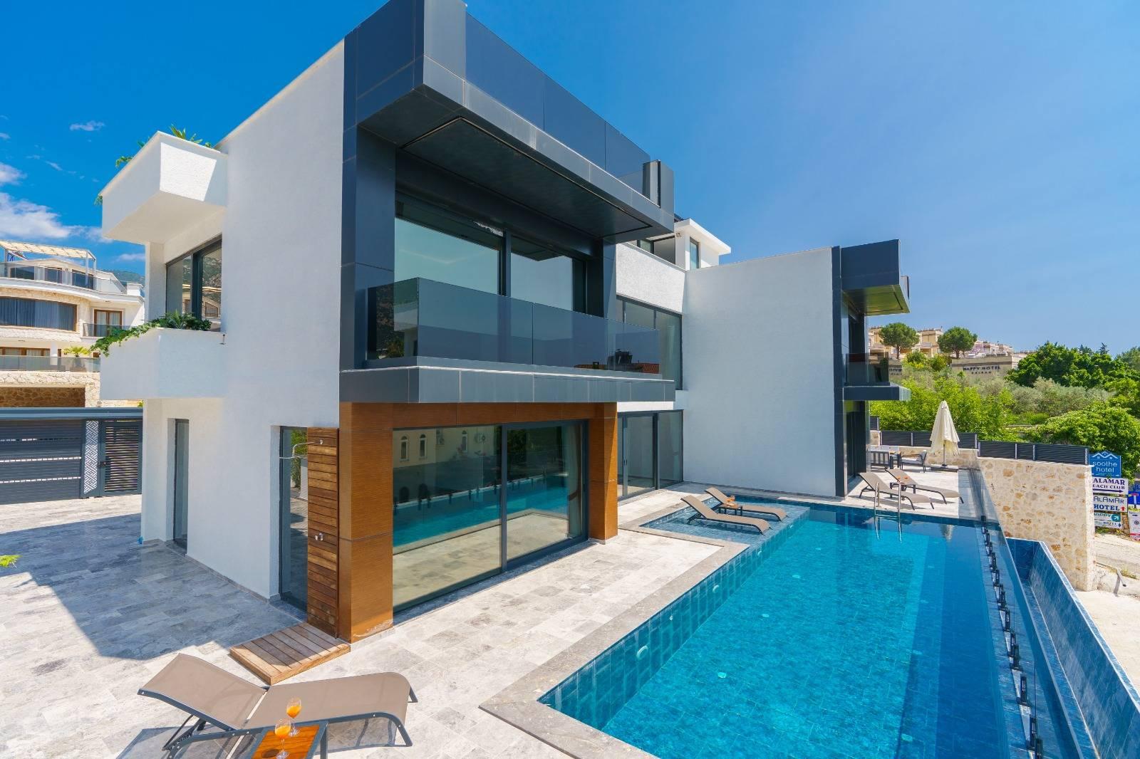 Kaş Kalamar Bölgesinde Denize Yakın, Özel Havuzlu, Şık Villa-43093