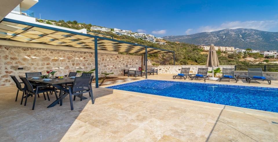 Kaş Kalkan'da Deniz Manzaralı, Özel Havuzlu, 6 Kişilik, Lüks Villa