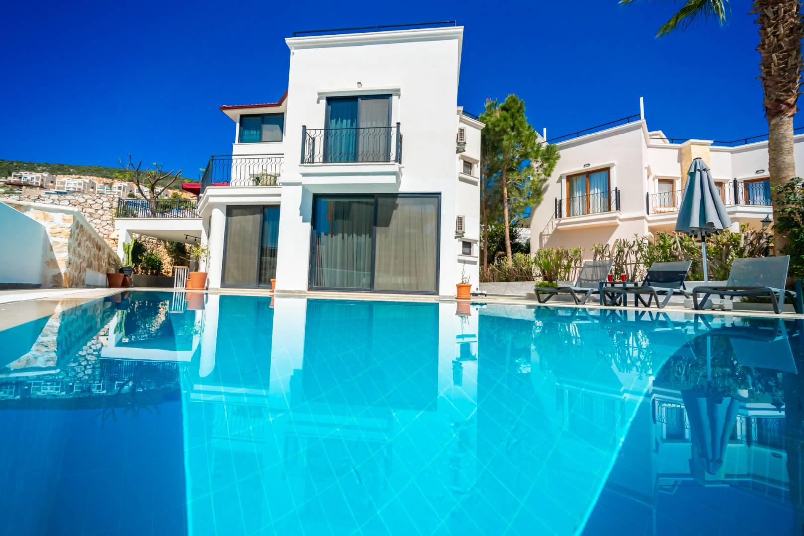 Kaş Kalkan'da Deniz ve Doğa Manzaralı, Özel Havuzlu, 4+1 Villa-43694
