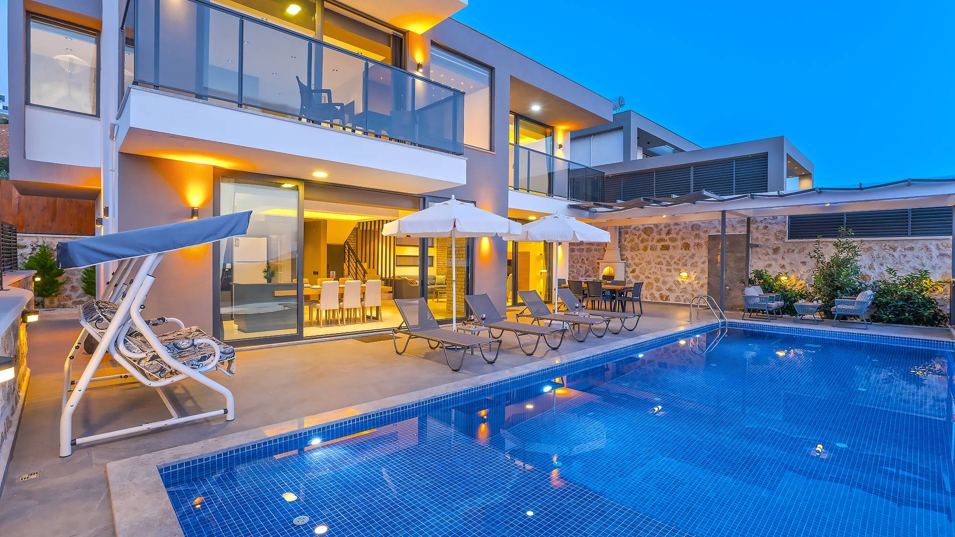 Kaş Kalkan'da Doğa İle İç İçe, Özel Havuzlu, Kiralık Villa