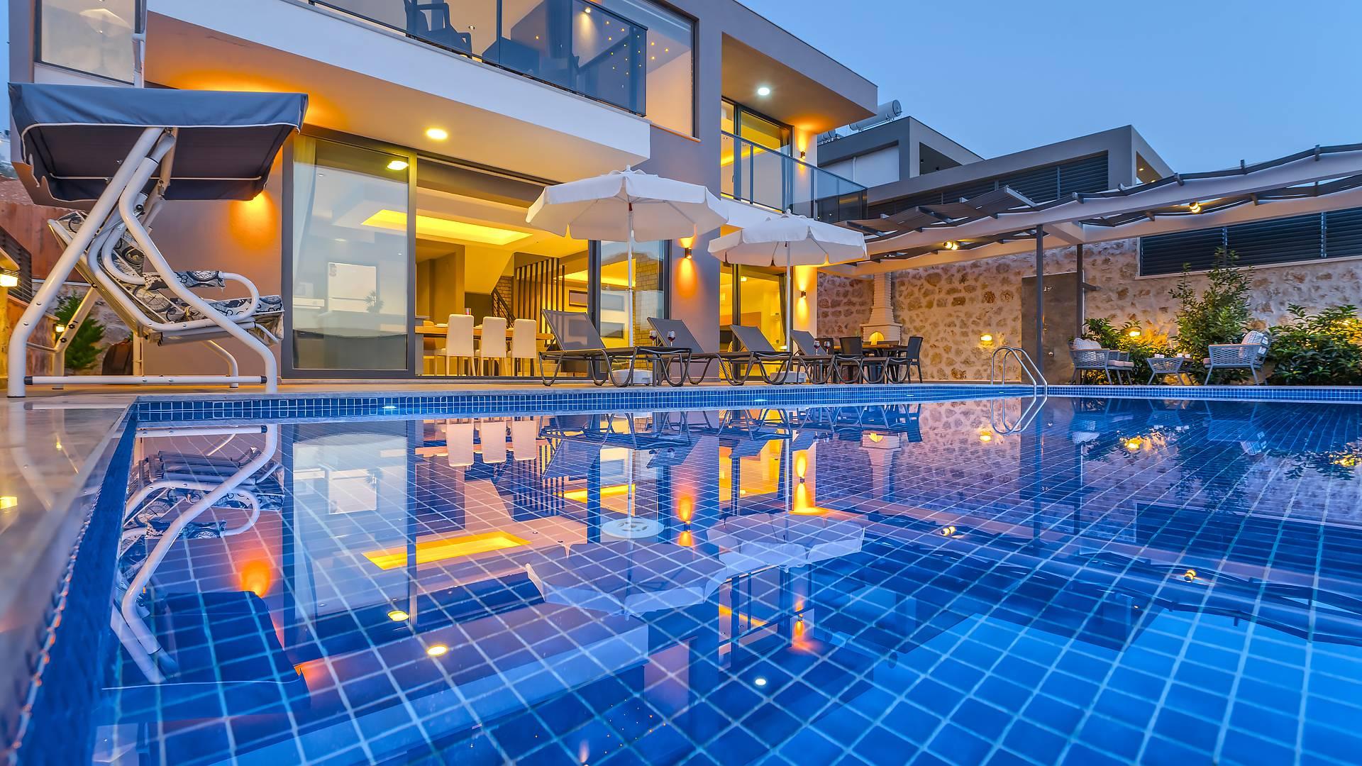 Kaş Kalkan'da Doğa İle İç İçe, Özel Havuzlu, Kiralık Villa-41973