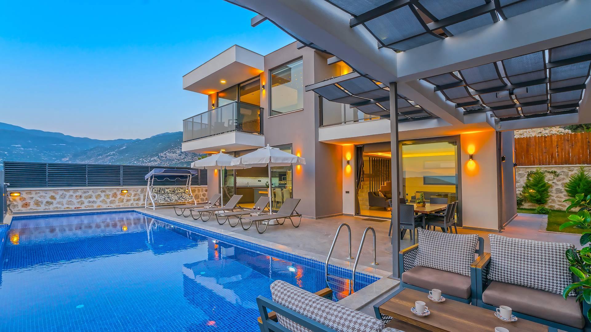 Kaş Kalkan'da Doğa İle İç İçe, Özel Havuzlu, Kiralık Villa-41973