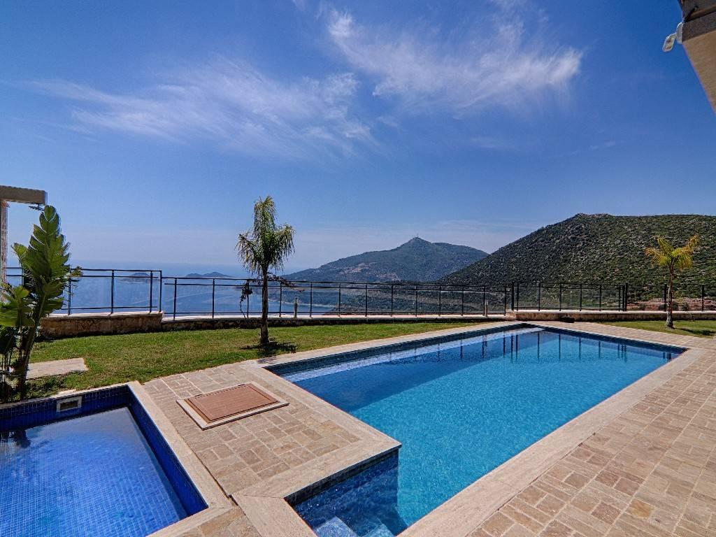 Kaş Kalkan'da Doğa ve Deniz Manzaralı, Özel Havuzlu, Modern Villa-35291