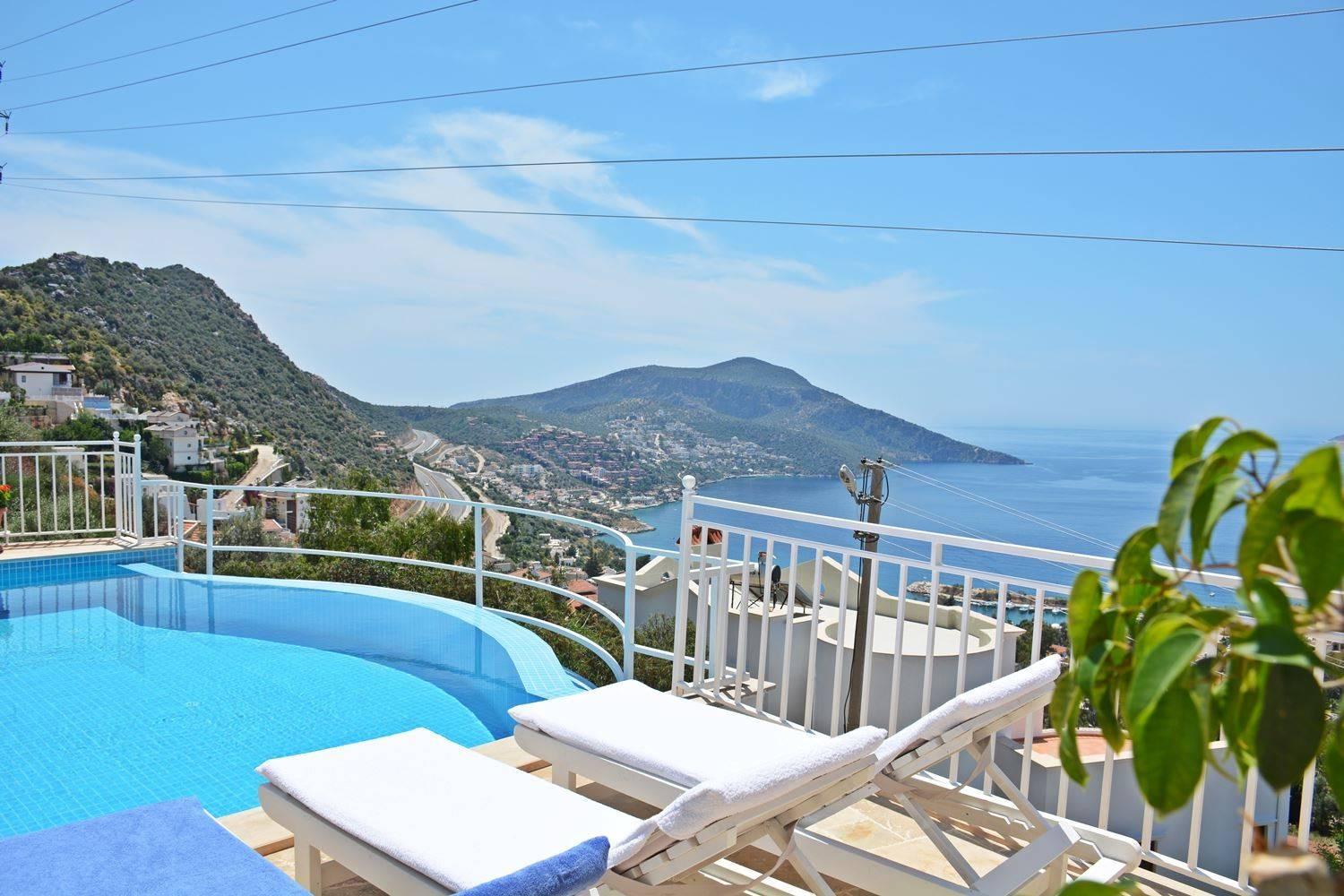 Kaş Kalkan'da Enfes Deniz Manzaralı, Özel Havuzlu, 10 Kişilik Villa-41399