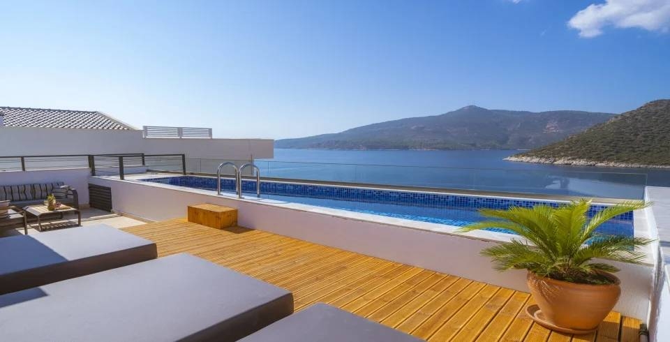 Kaş Kalkan'da Benzersiz Deniz Manzaralı, Özel Havuzlu, Estetik Villa