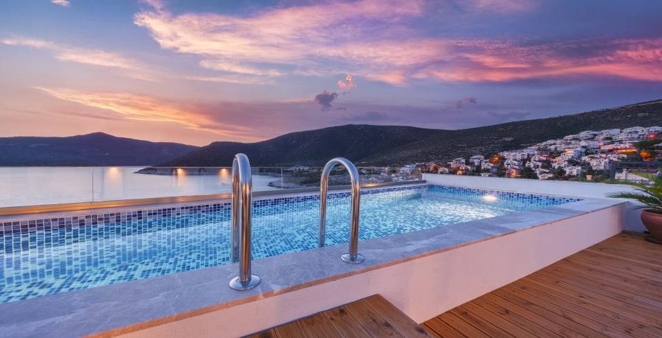 Kaş Kalkan'da Benzersiz Deniz Manzaralı, Özel Havuzlu, Estetik Villa