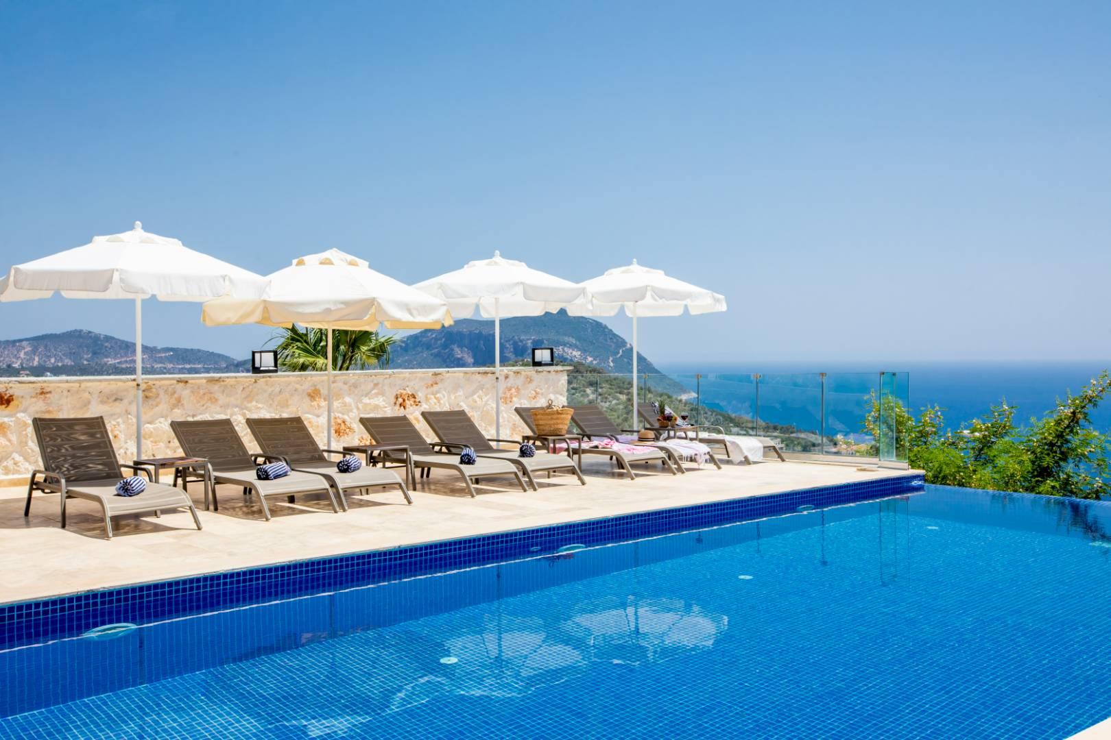 Kaş Kalkan'da İhtişamlı Deniz Manzaralı, Özel Havuzlu, Lüks Villa-41216