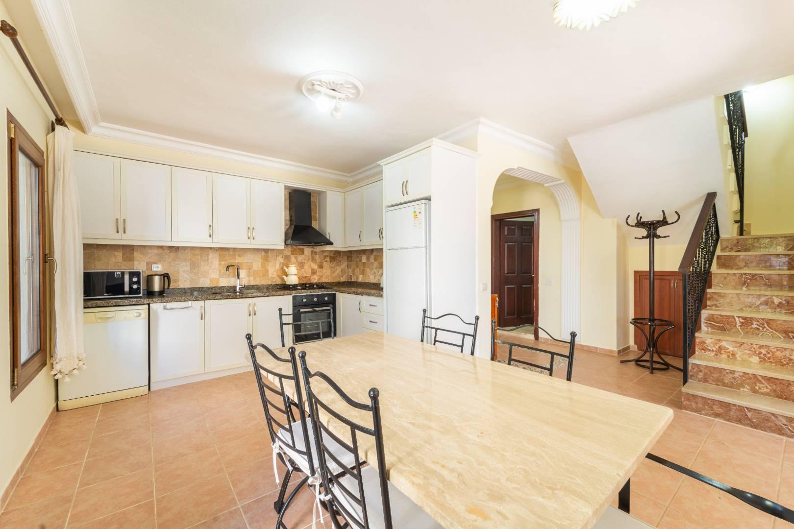 Kaş Kalkan'da İhtişamlı Deniz Manzaralı, Özel Havuzlu, Modern Villa-39367