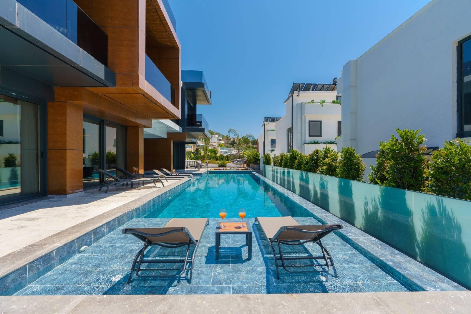 Kaş Kalamar Bölgesinde Geniş Ailelere Uygun, Özel Havuzlu, 4+1 Villa-43090