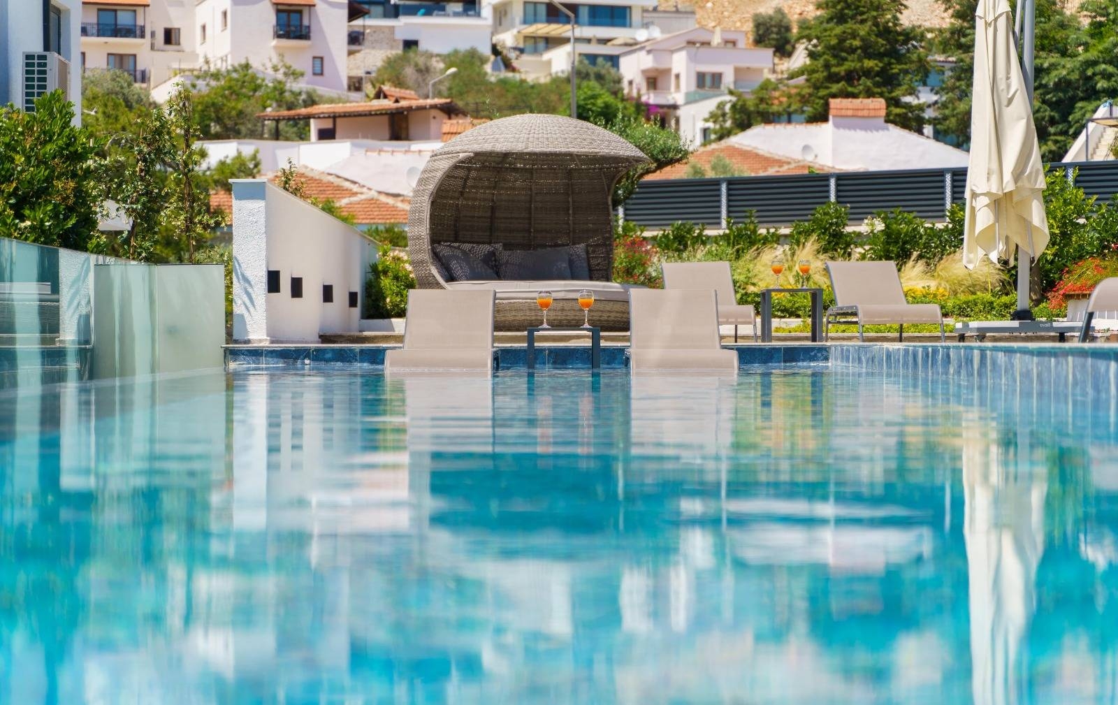 Kaş Kalamar Bölgesinde Geniş Ailelere Uygun, Özel Havuzlu, 4+1 Villa