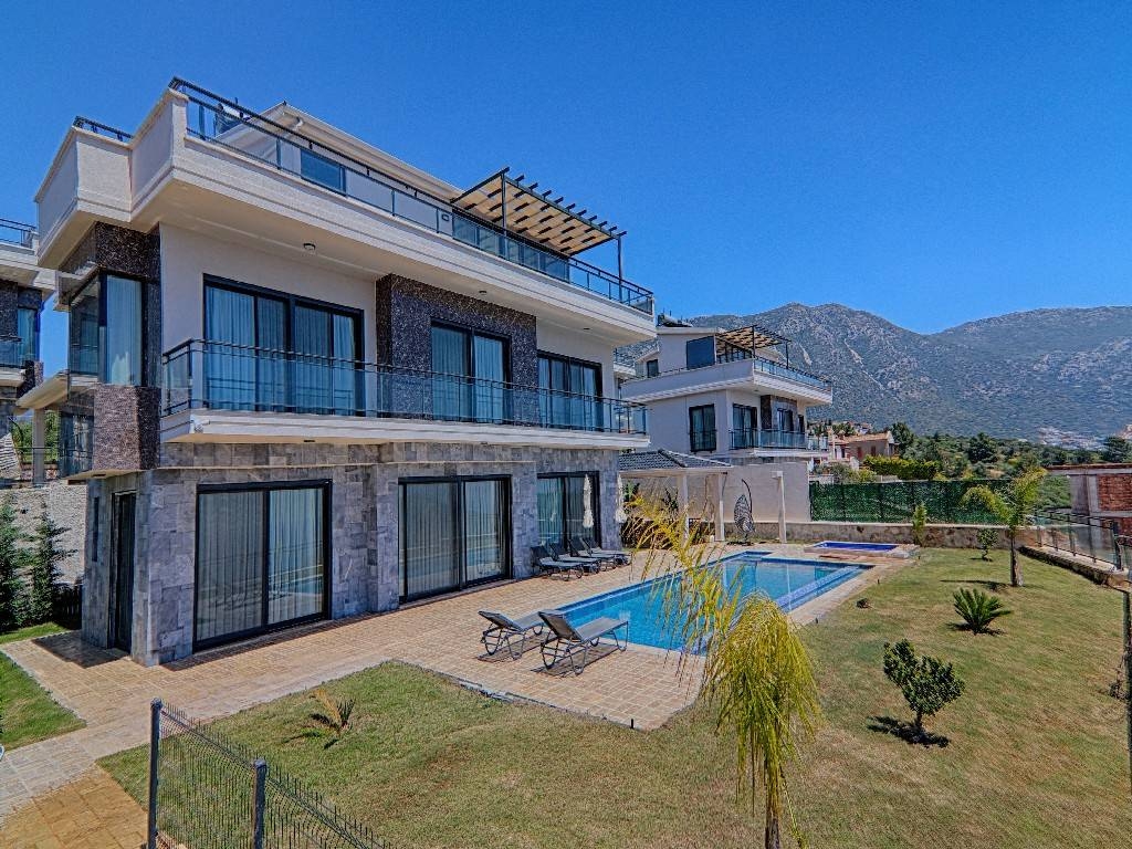 Kaş Kalkan'da Geniş Ailelere Uygun, Özel Havuzlu, Estetik Villa