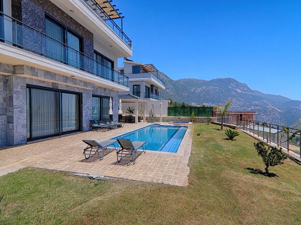 Kaş Kalkan'da Geniş Ailelere Uygun, Özel Havuzlu, Estetik Villa-35295