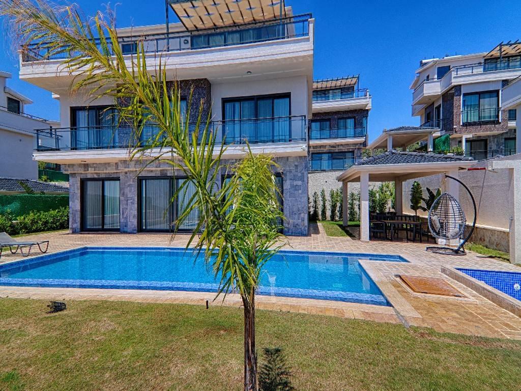 Kaş Kalkan'da Geniş Ailelere Uygun, Özel Havuzlu, Estetik Villa-35295