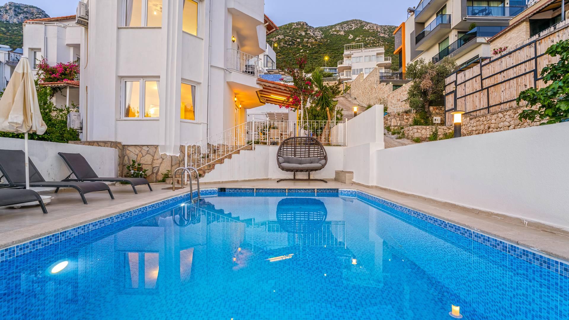 Kaş Kalkan'da Geniş Ailelere Uygun, Özel Havuzlu, Keyifli Villa-42468