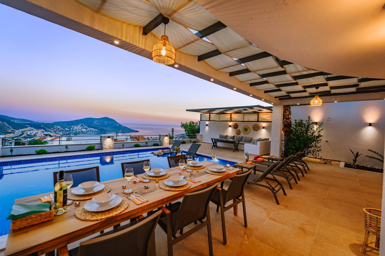 Kaş Kalkan'da Geniş Ailelere Uygun, Özel Havuzlu, Konforlu Villa