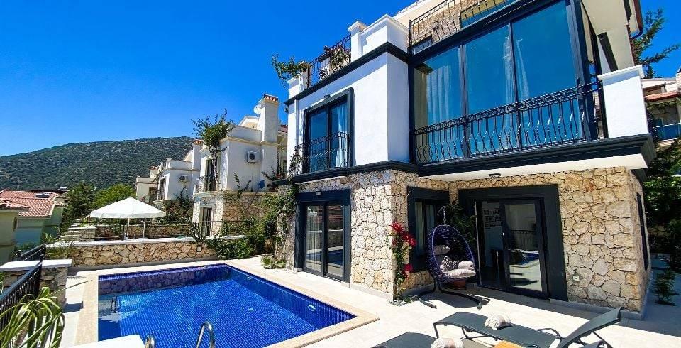 Kaş Kalkan'da Geniş Ailelere Uygun, Özel Havuzlu, Lüks Villa-39398