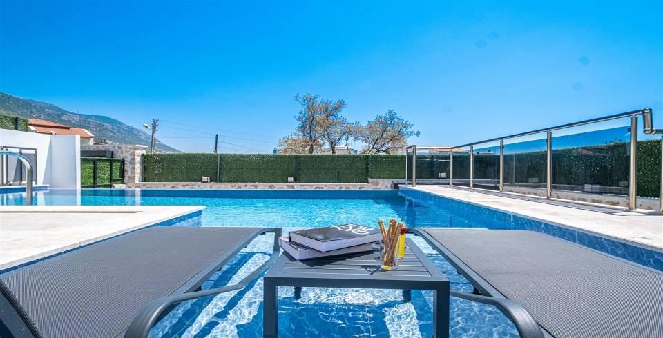 Kaş Kalkan'da Göz Alıcı Doğa Manzaralı, Özel Havuzlu, Modern Villa-39560