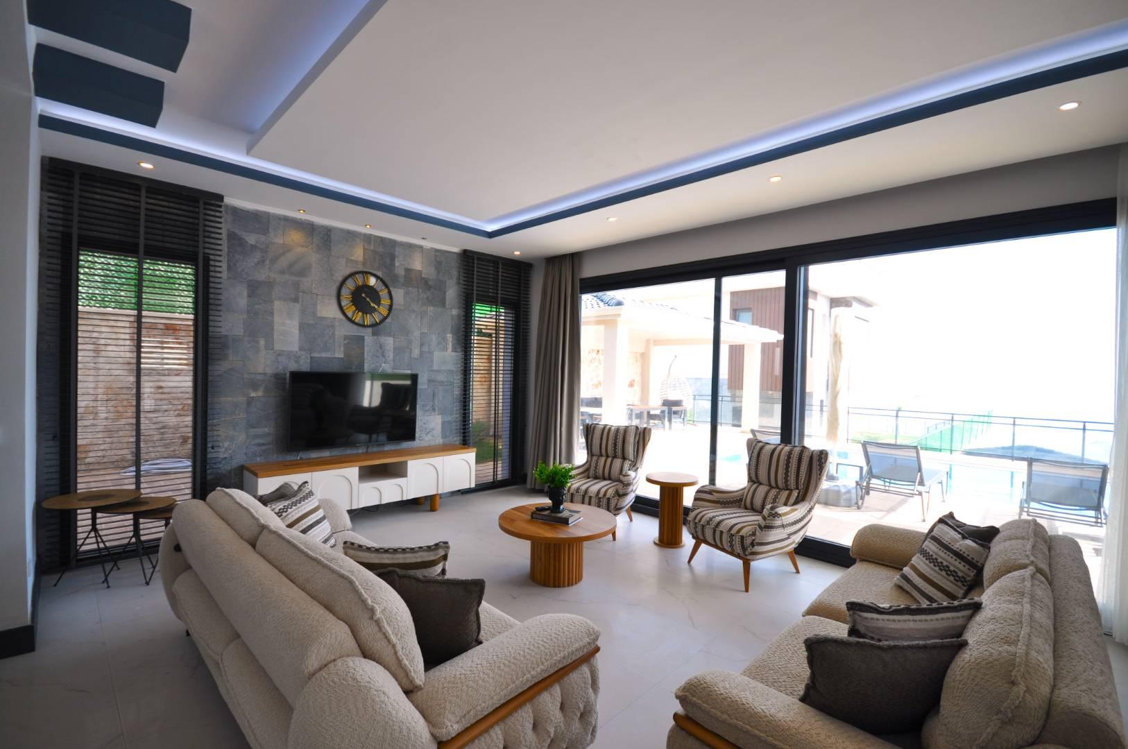 Kaş Kalkan'da Etkileyici Deniz Manzaralı, Özel Havuzlu, Şık Villa-37249