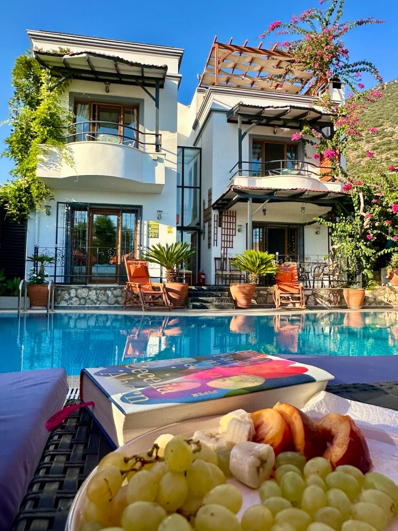 Kaş Kalkan'da Kalabalık Aile Gruplarına Uygun, Özel Havuzlu, Şık Villa