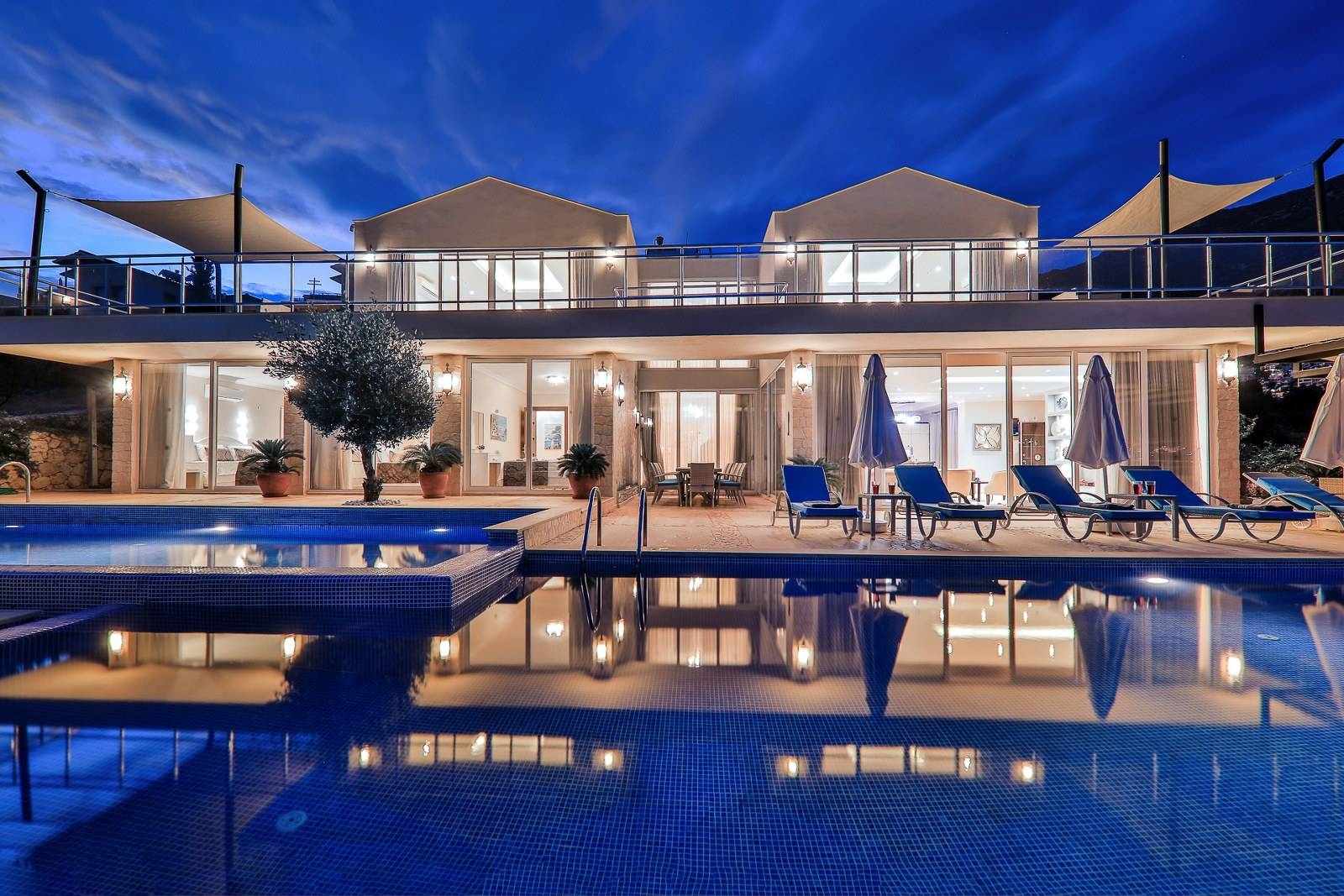 Kaş Kalkan'da Geniş Ailelere Uygun, Özel Havuzlu, Ferah Villa