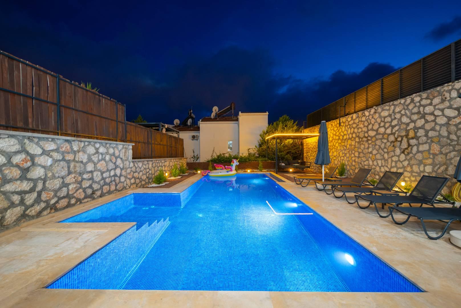 Kaş Kalkan'da Kalabalık Ailelere Uygun, Özel Havuzlu, Ferah Villa-42184