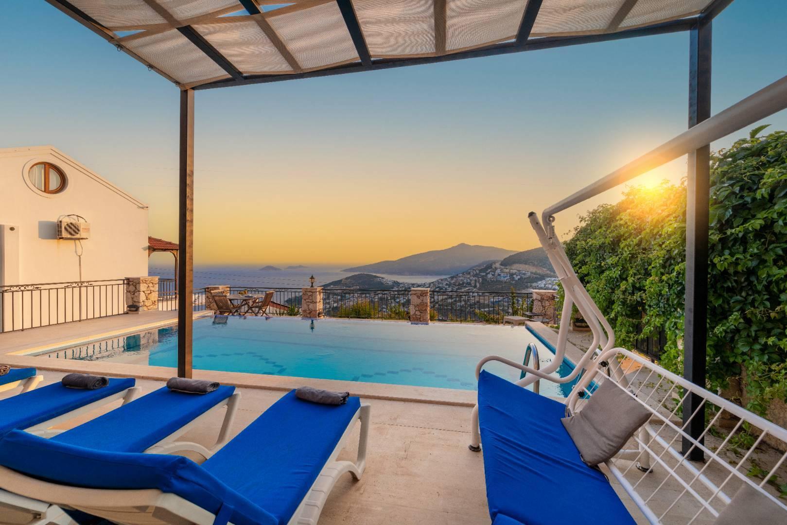 Kaş Kalkan'da Kalabalık Ailelere Uygun, Özel Havuzlu, Modern Tatil Evi-39580