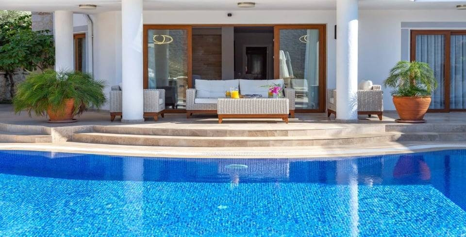 Kaş Kalkan'da Geniş Ailelere Uygun, Özel Havuzlu, Şık Villa